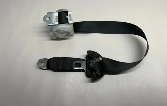 Dodge Challenger Rear seatbelt 5UZ23DX9AA P5UZ23DX9AA