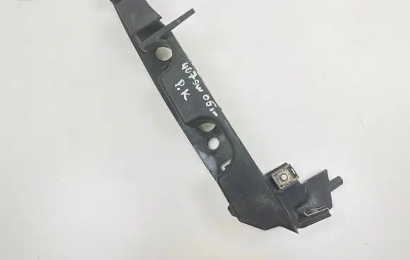 Peugeot 407 Front bumper mounting bracket 1857265916