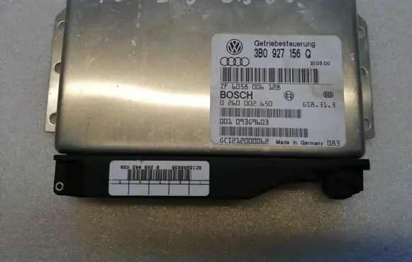 Volkswagen PASSAT B5 Engine control unit/module 3B0927156Q 0260002650 6058006128