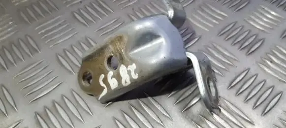 Hyundai Sonata Front door upper hinge