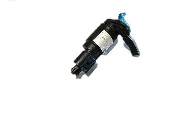 Mercedes-Benz CLK A208 C208 Windscreen/windshield washer pump A0335450228
