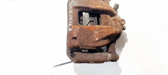 Honda CR-V Front brake caliper