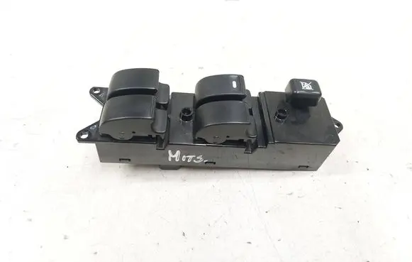 Mitsubishi i-MiEV Electric window control switch MR587942 25Y0D2