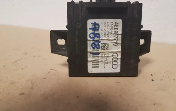 Audi A8 S8 D3 4E Alarm control unit/module 4E0907719
