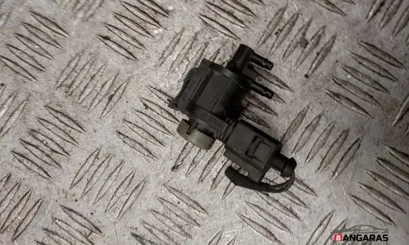 Volkswagen PASSAT B6 Turbo solenoid valve 1k0906283a