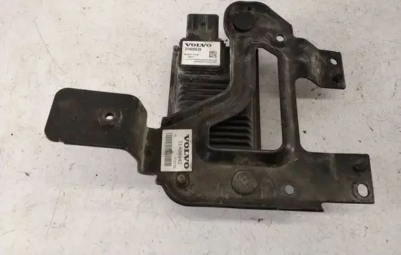 Volvo V60 Distronic sensor radar 31400839 31252833 31400842