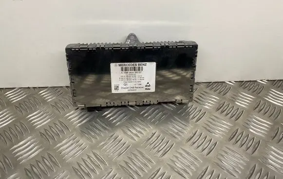 Mercedes-Benz C W204 Antenna control unit A1669003407 A1668202089 A1669027703