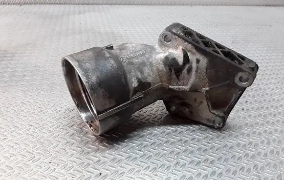 Mercedes-Benz A W168 Oil filter mounting bracket A1661800310