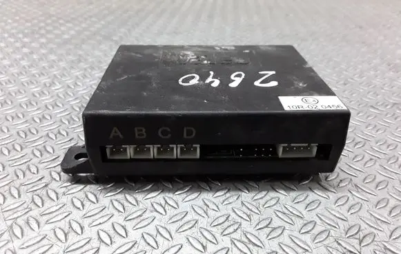 Opel Zafira B Parking PDC control unit/module 10R020456