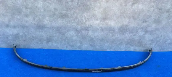 Renault Megane III Front bumper lip MG-12200