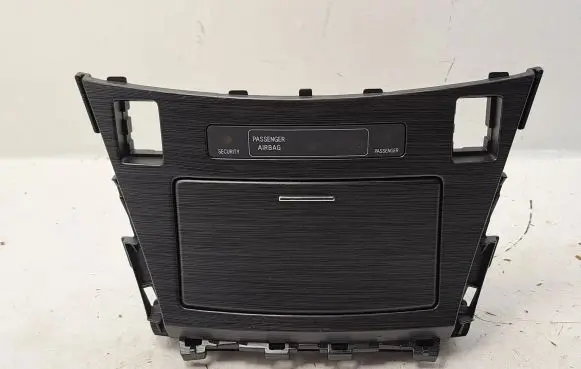 Toyota Avensis T270 Car ashtray 5880405901 8395005010