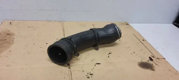 Volkswagen Golf III Intercooler hose/pipe 1H0145834G