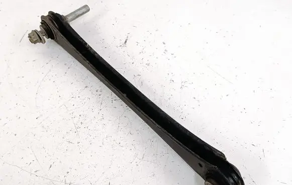 Rear control arm