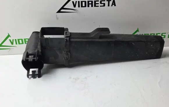 Opel Crossland X Intake resonator 9670851680 090150 090152