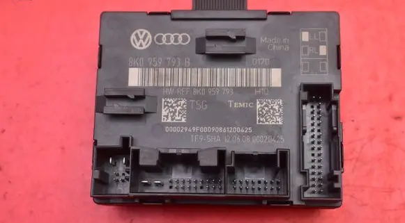 Audi A4 S4 B8 8K Engine control unit/module ECU 8K0959793B