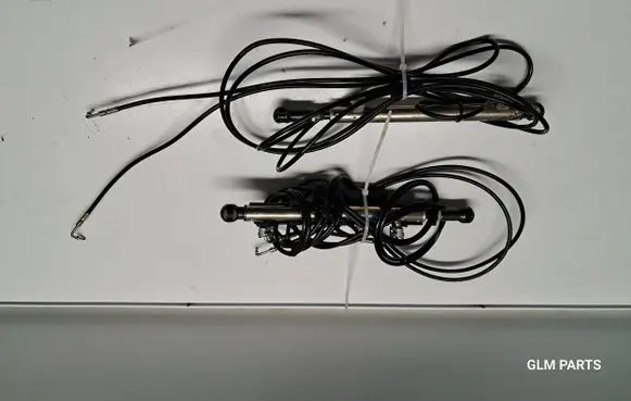 Mercedes-Benz SLK R171 Convertible roof main ram cylinder 