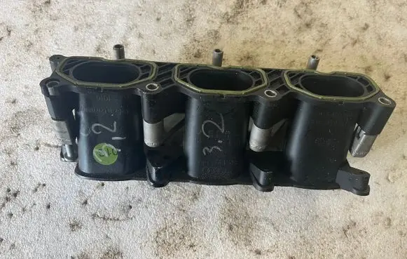 Audi Q5 SQ5 Intake manifold 06E133340 06E133340A