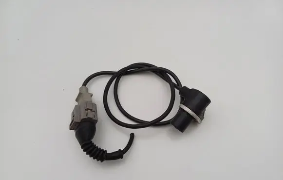 Audi A6 S6 C5 4B Crankshaft position sensor 0281002223