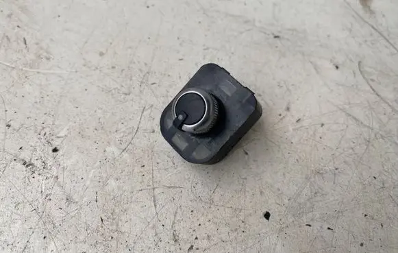 Audi A3 S3 8V Wing mirror switch 8V09595650