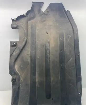 BMW X7 G07 Front underbody cover/under tray 7424888 10799510