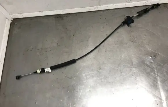 Ford Mondeo MK IV Gear shift cable linkage 8G917E395AA
