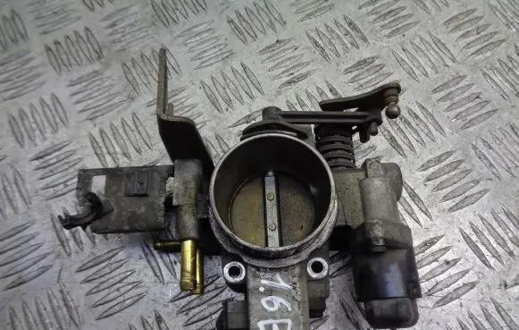 Opel Zafira A Throttle valve position sensor 90529710