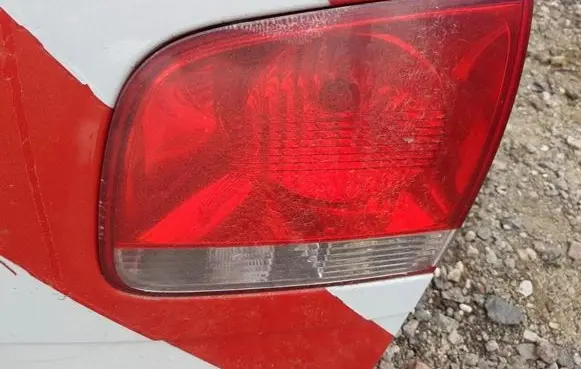 Volkswagen Touareg I Tailgate rear/tail lights