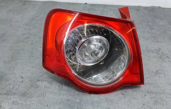 Volkswagen PASSAT B6 Rear/tail lights 3C5945095C