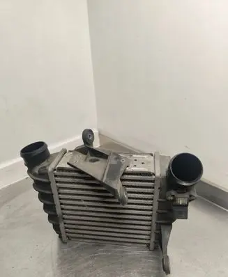Skoda Fabia Mk2 (5J) Intercooler radiator 862397U