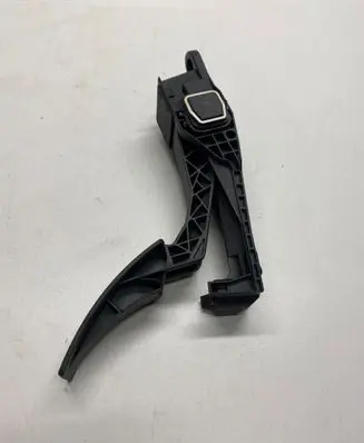 Mercedes-Benz R W251 Accelerator throttle pedal A1643000004 260707 0021