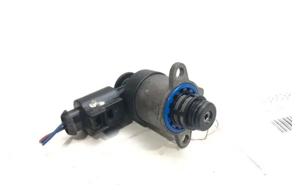 Skoda Rapid (NH) Fuel pressure regulator 