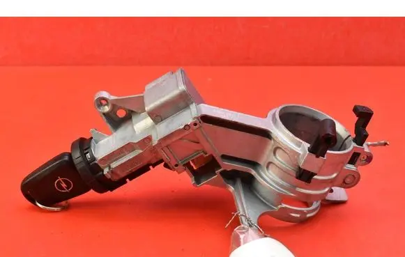 Opel Zafira B Ignition lock N0501882
