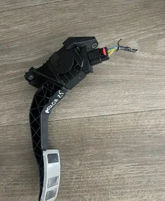 Ford Kuga III Accelerator throttle pedal LX619F836DB