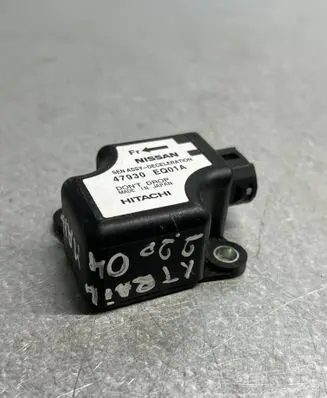 Nissan X-Trail T30 ESP acceleration yaw rate sensor 479308H300