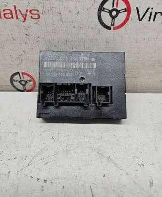 Audi A3 S3 8P Comfort/convenience module 8P0959433H 05950610 S0070H08