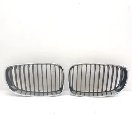 BMW 1 E82 E88 Front bumper upper radiator grill 7322209 7166439 7322210