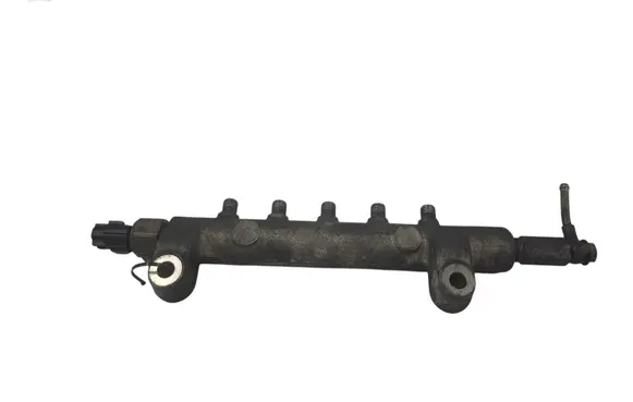 Nissan X-Trail T30 Fuel main line pipe 02H17 6100
