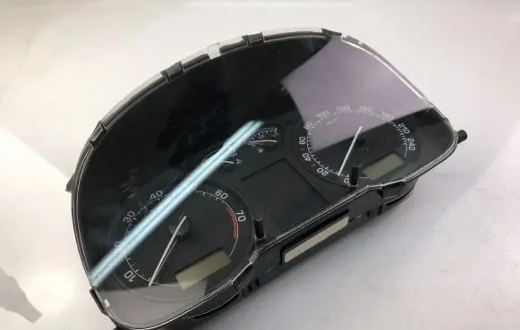 Skoda Octavia Mk2 (1Z) Speedometer (instrument cluster) 1U0920801B