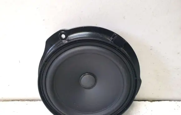 Mercedes-Benz GL X166 Rear door speaker A1668202102