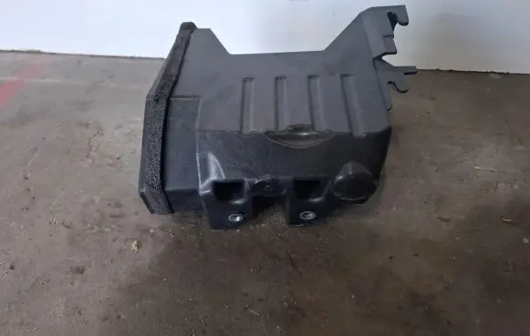 Volvo XC90 Battery bracket 32244071