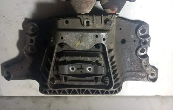 Audi A6 S6 C6 4F Gearbox mounting bracket 4F0399263AD