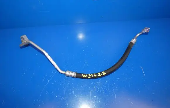 Mercedes-Benz E W213 Air conditioning (A/C) pipe/hose A2138305100