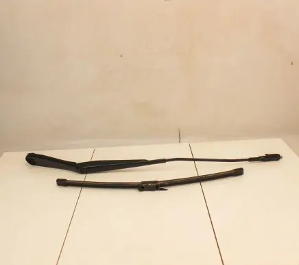 Ford Kuga III Windshield/front glass wiper blade LJ6B17526AA