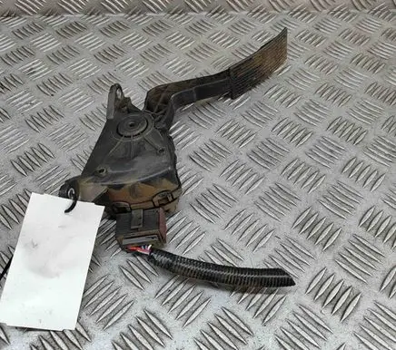 Mercedes-Benz X-class W470 Accelerator throttle pedal 180024KJ0A