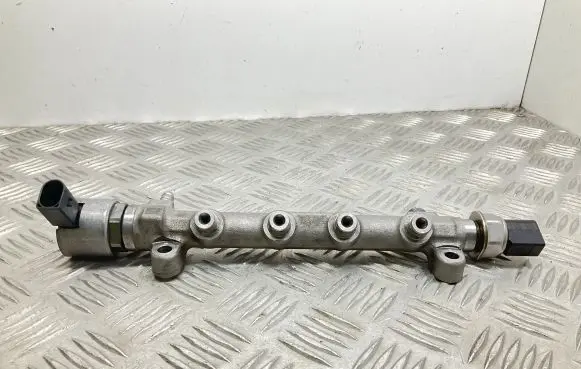 Volkswagen PASSAT B8 Fuel pressure regulator 04L125A 04L906054 04L130764C