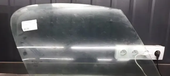 Opel Tigra A Front door window glass four-door
