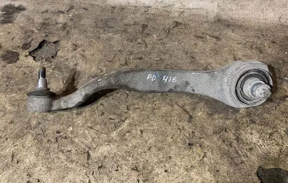 Mercedes-Benz CLS C218 X218 Front lower control arm/wishbone 