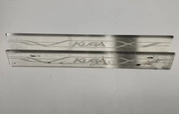 Ford Kuga II Side skirt front trim R8KHA CV4JS13200AA