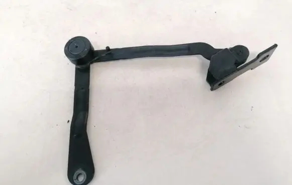 Volvo XC90 Tailgate/trunk/boot hinge 8659076