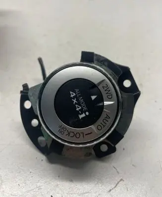 Nissan X-Trail T32 Differential lock switch 969U74CE2A